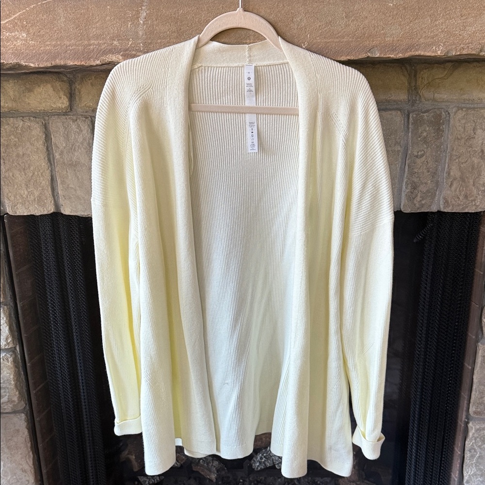 Lululemon Athletica Light Yellow oversized super comfy long Cardigan sweater 6